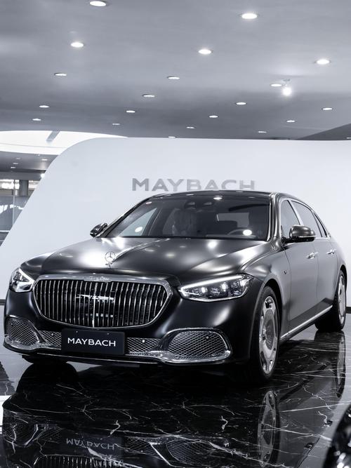 佛山南海区龙优南企业管理咨询岚图汽车的售后服务让用户无忧出行，迈巴赫未来的豪华车趋势